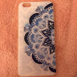 iPhone  6+/6s+ phone case.